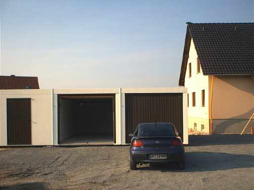 Garagen von vorne
