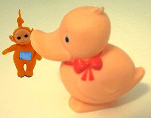 Gummiente frisst Laa-Laa